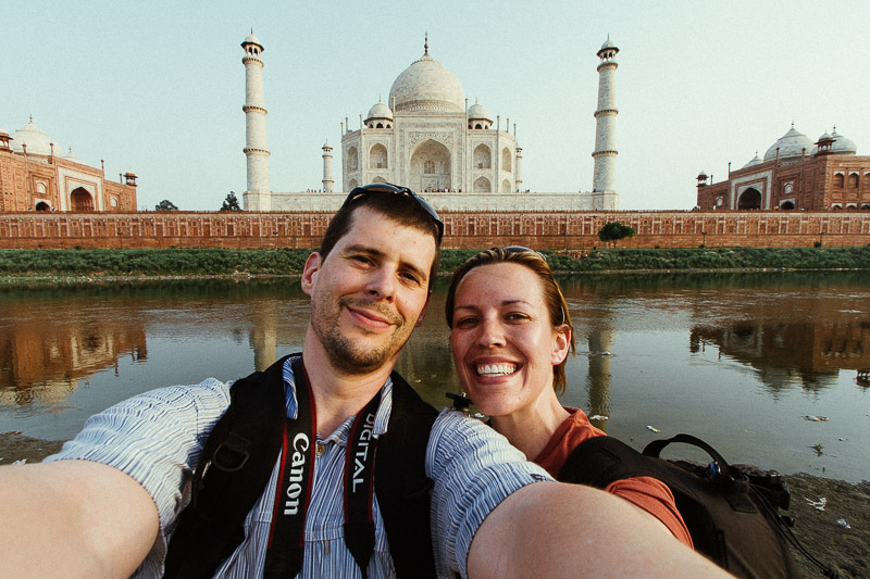  A scorchingly hot evening outside the famous Taj Mahal, Agra, India