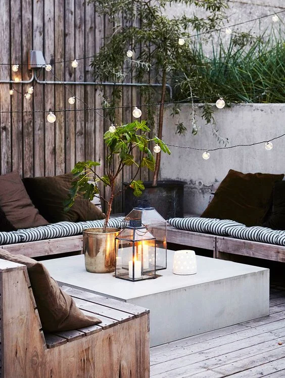 Comfy Seating. Your guests will love you for it and the memories will be endless.
