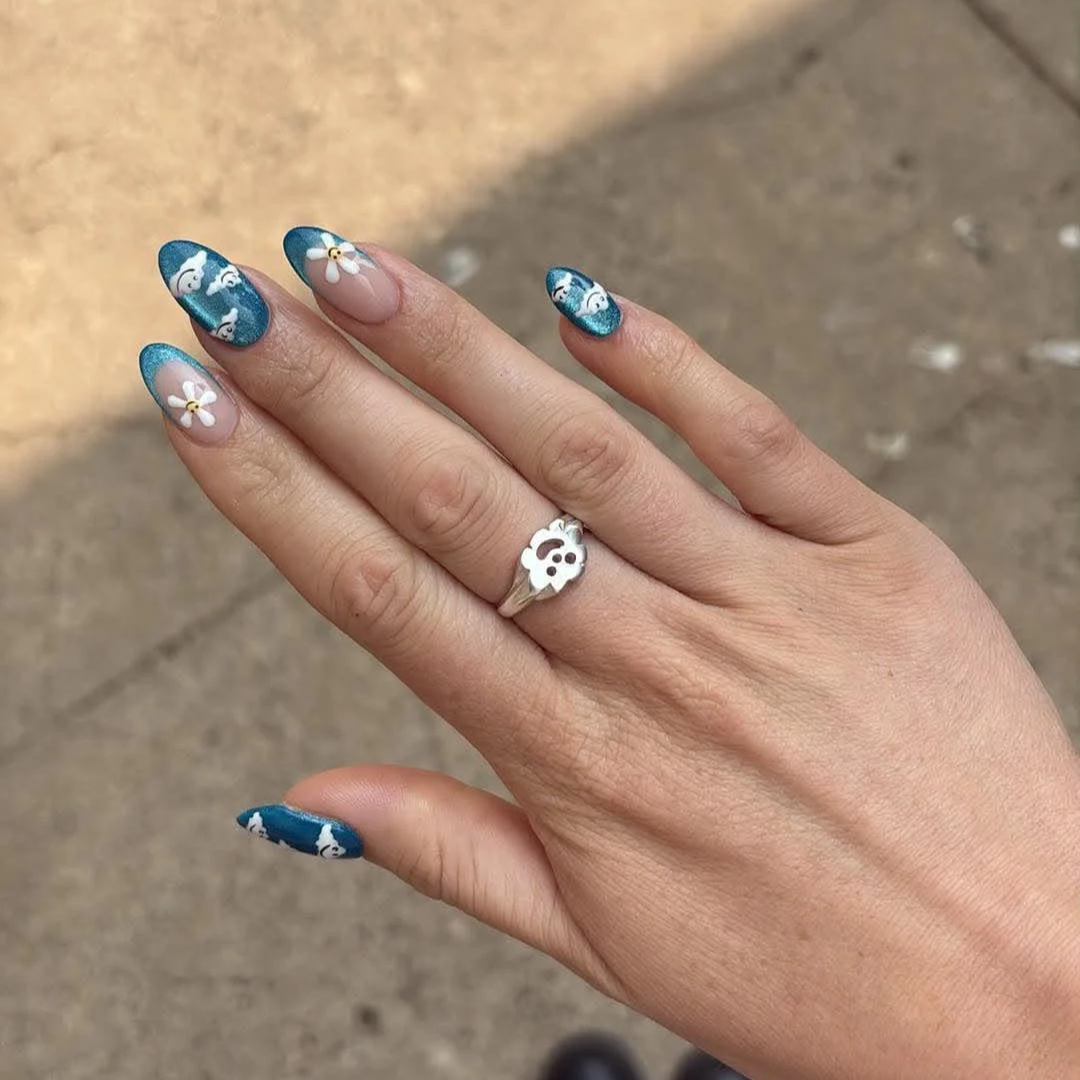 smiley+flower+signet.png