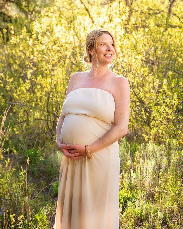 2/3: To say that this mama is glowing would be an understatement! Her entire maternity session looked like a dream, and as my dear friend, I was so excited to capture her beauty. One day the baby girl growing inside her will cherish these photos and 