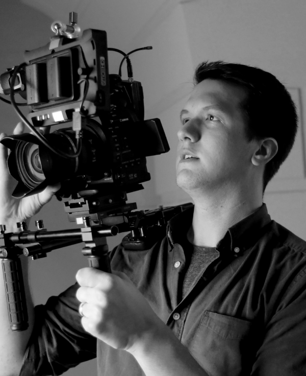 Ianwithcamera.png