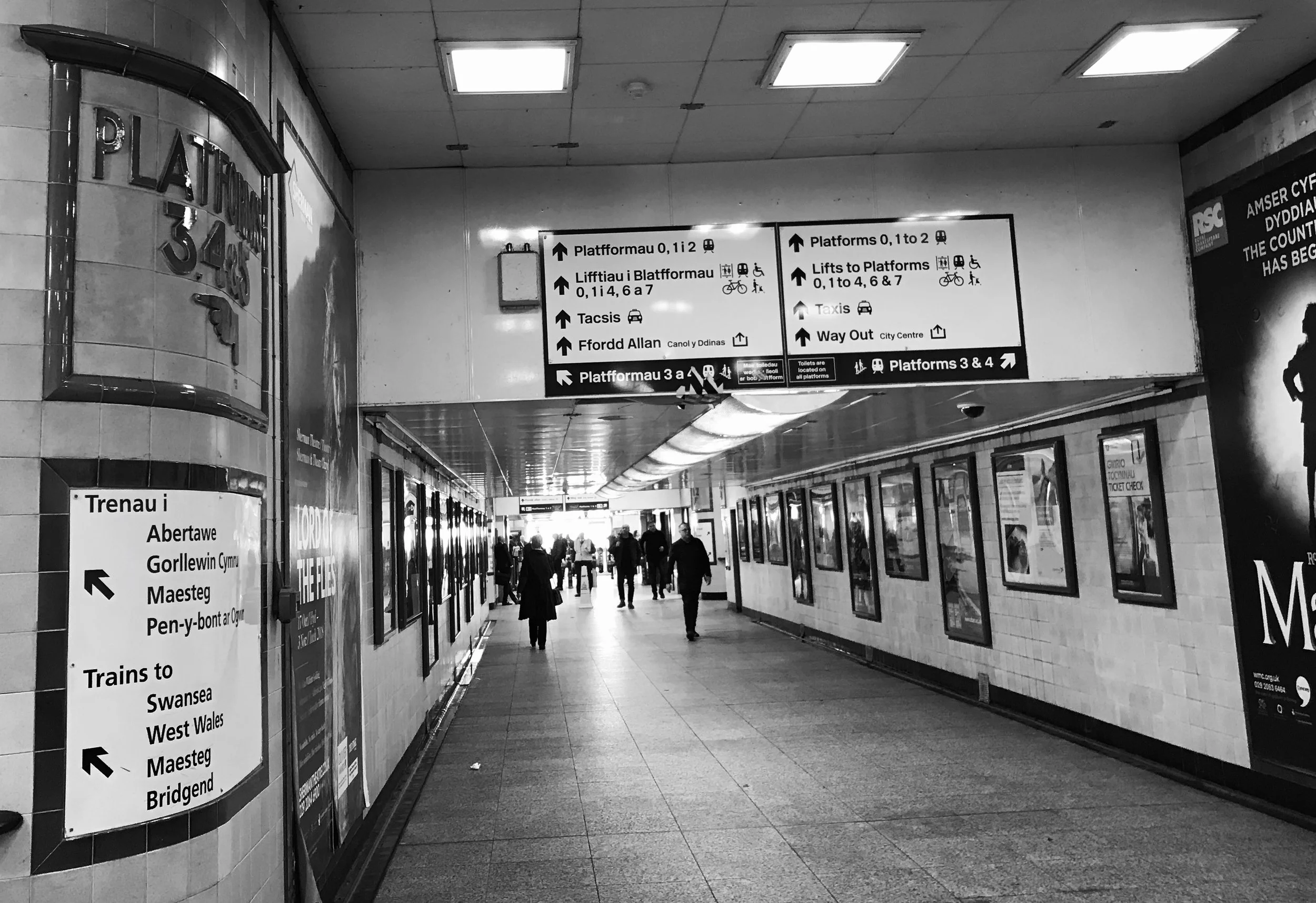 Cardiff station underpass.jpg