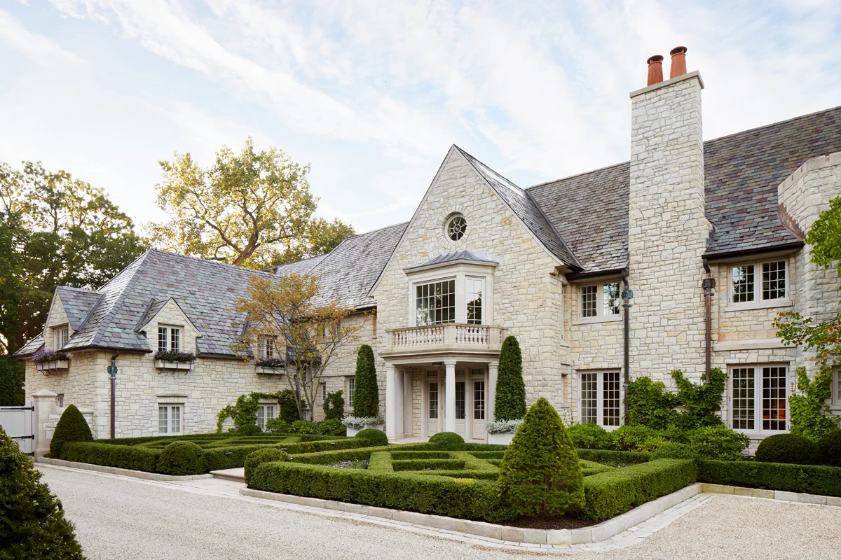 Winnetka Home Entry Court