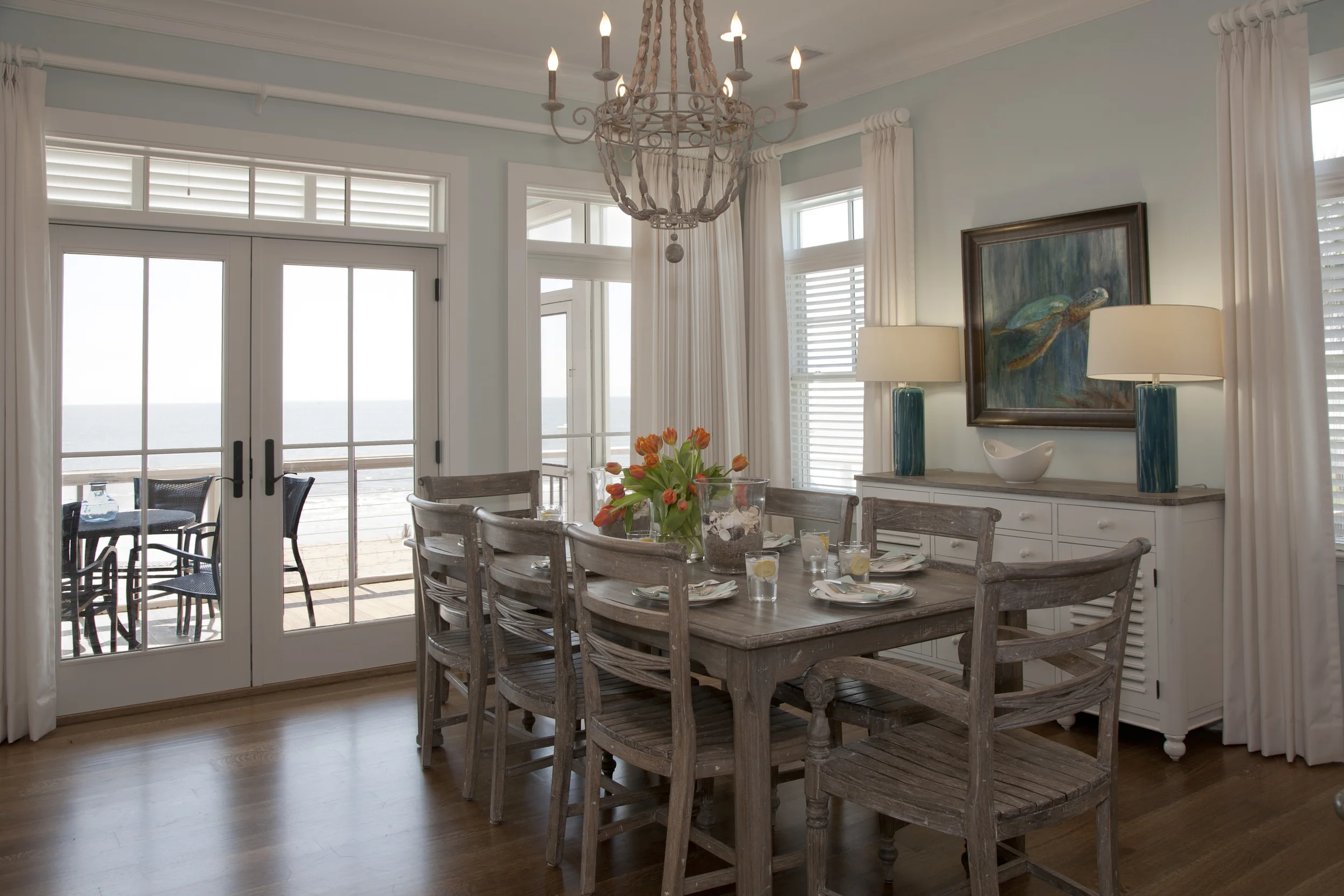 DiningRoom.jpg