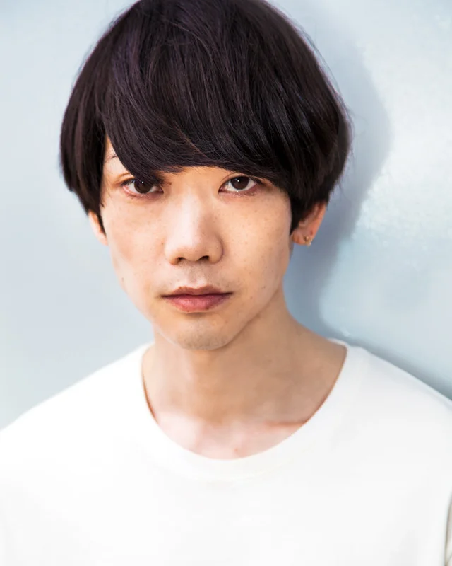 NEW_HEADSHOT_2.jpg