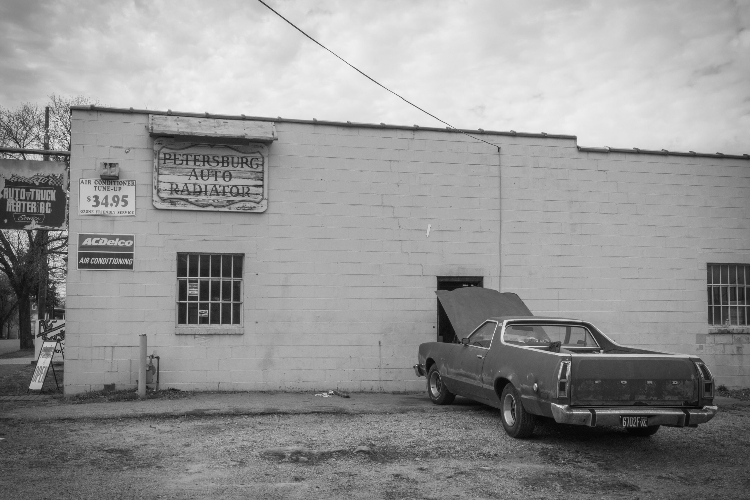  Petersburg Auto Radiator, 16”x21”, Gelatin Silver Print, 2015 