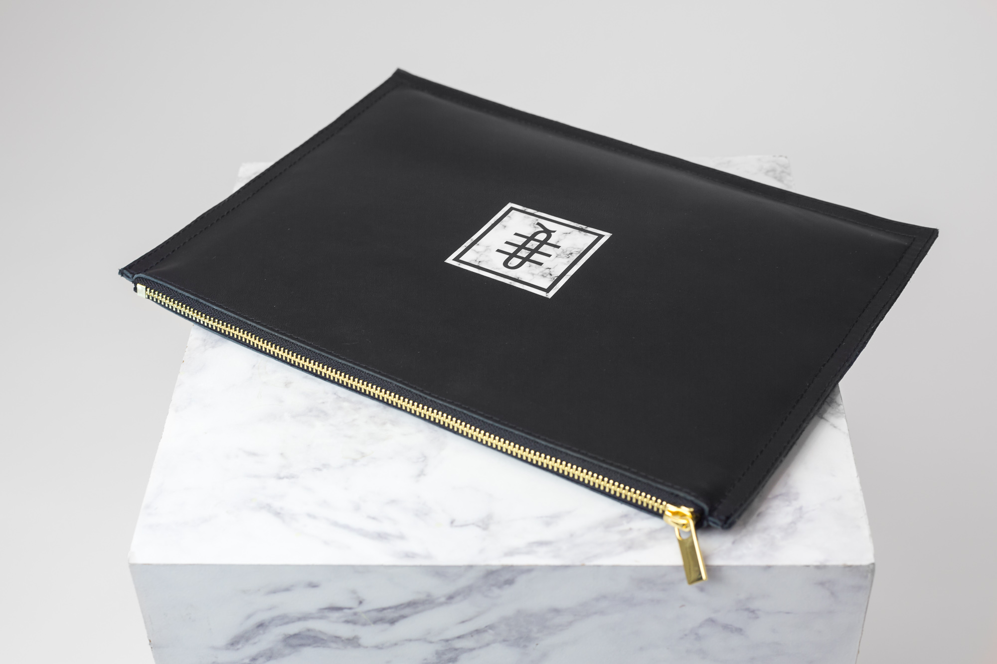 epoque-clutch-3.jpg
