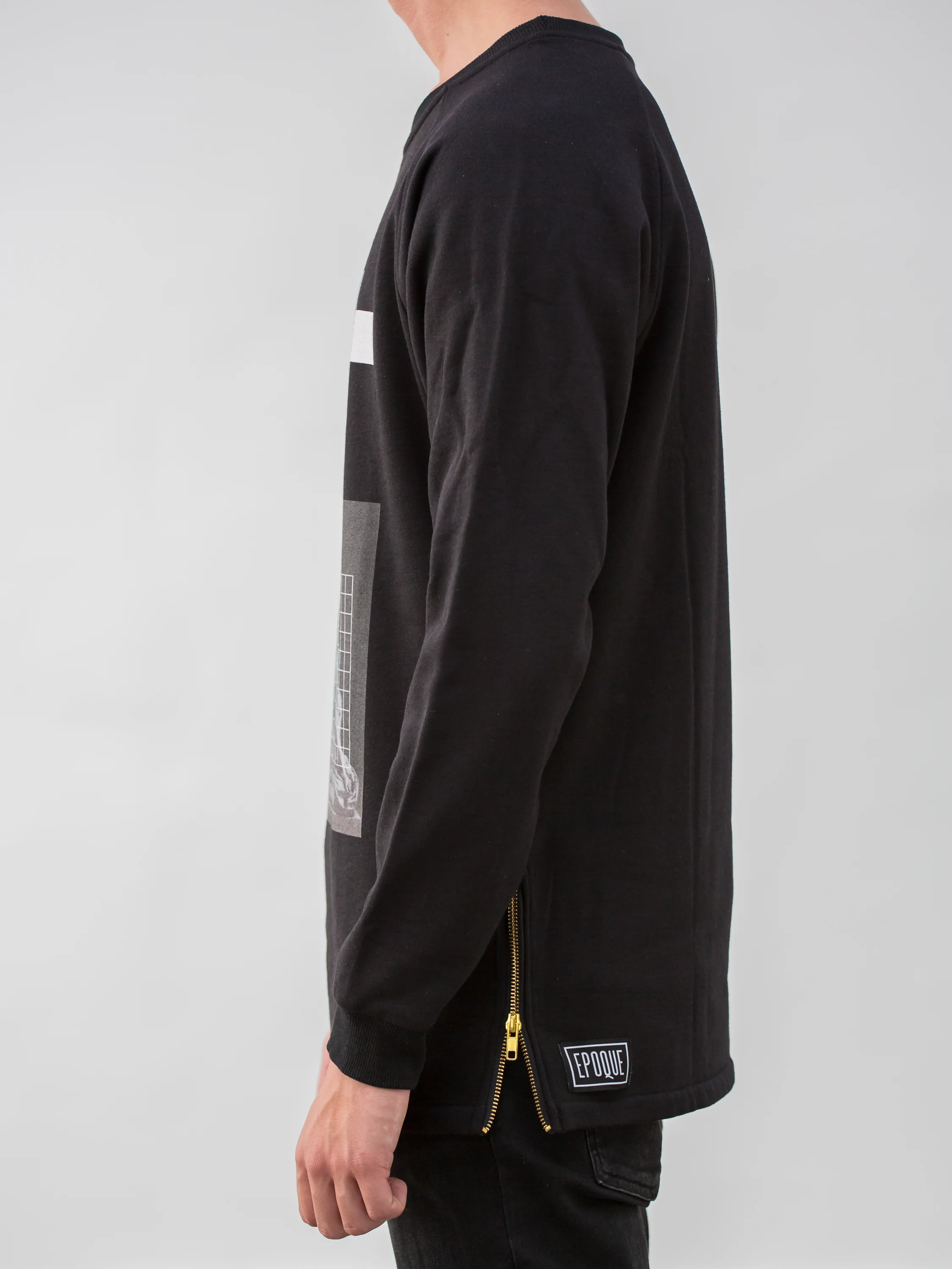 epoque-sweater-zip-4.jpg