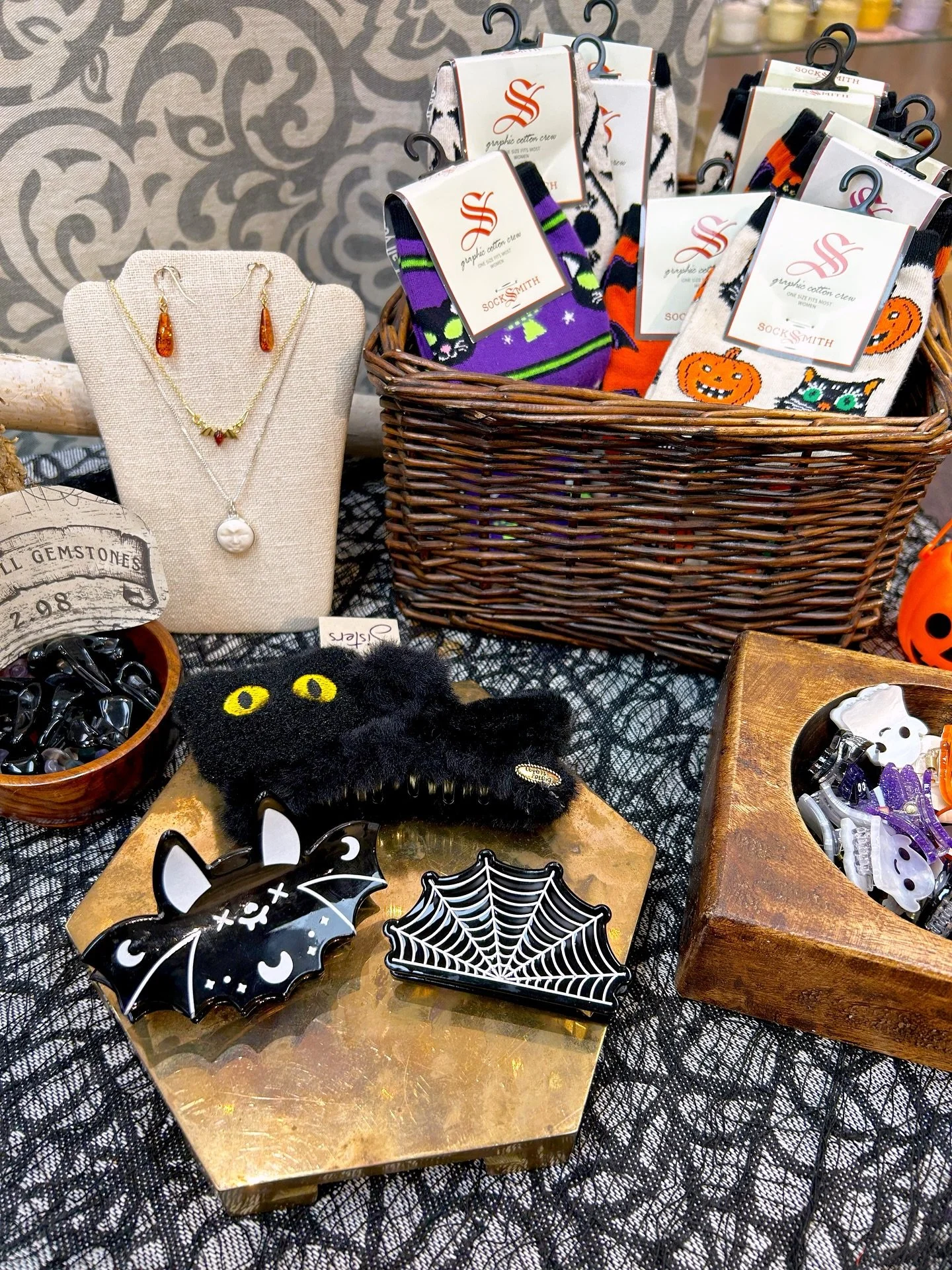 October 1st 🎃🦇🐈&zwj;⬛
If you can&rsquo;t tell, we&rsquo;ve been waiting for this! Stop by the store this week to check out all the new holiday items!