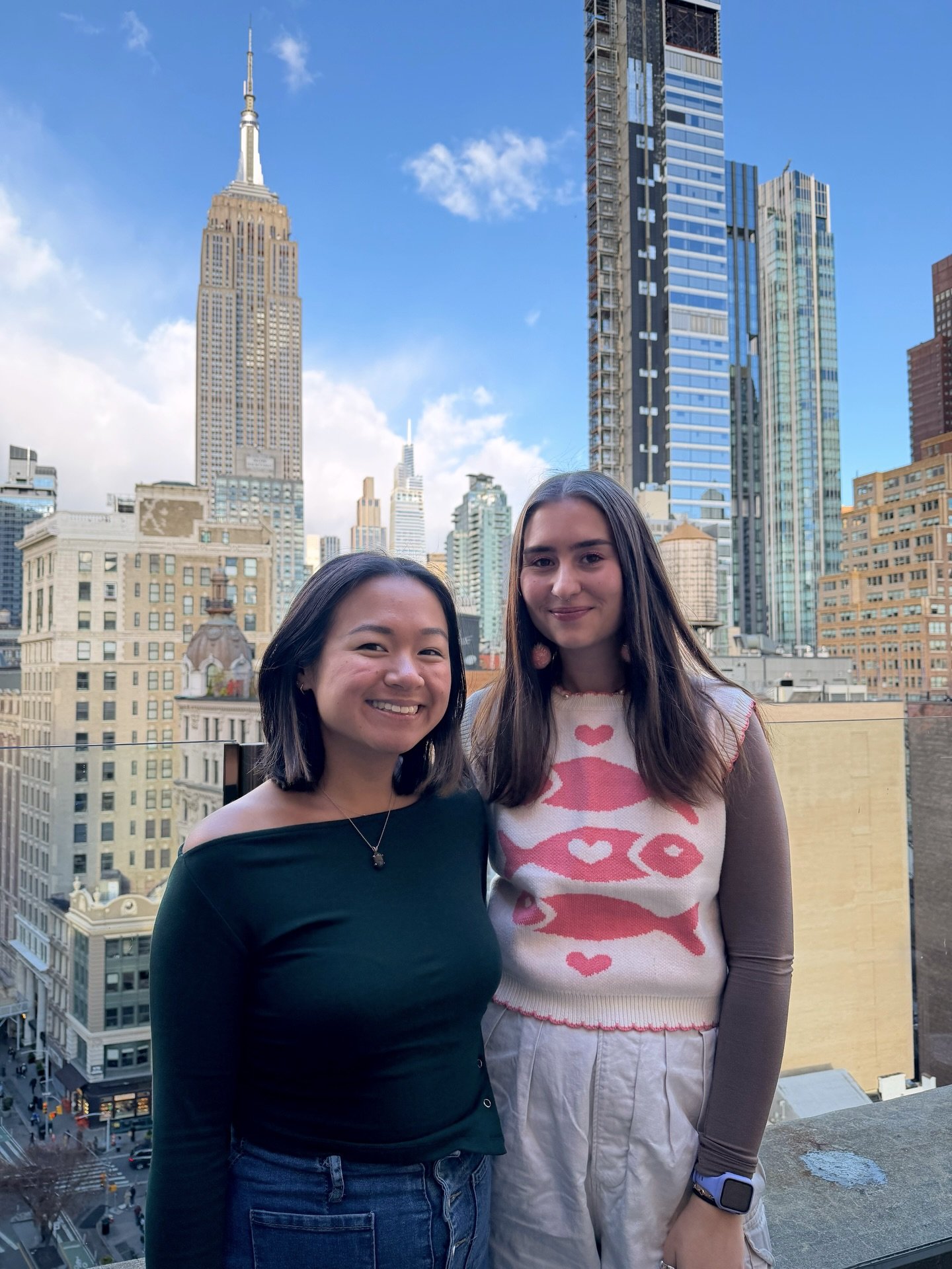 Green and pink is the theme these days 💚🩷💚🩷! We still have plenty of fish vests and asymmetrical green tops in stock. Plus, college students and faculty get 15% off today!
