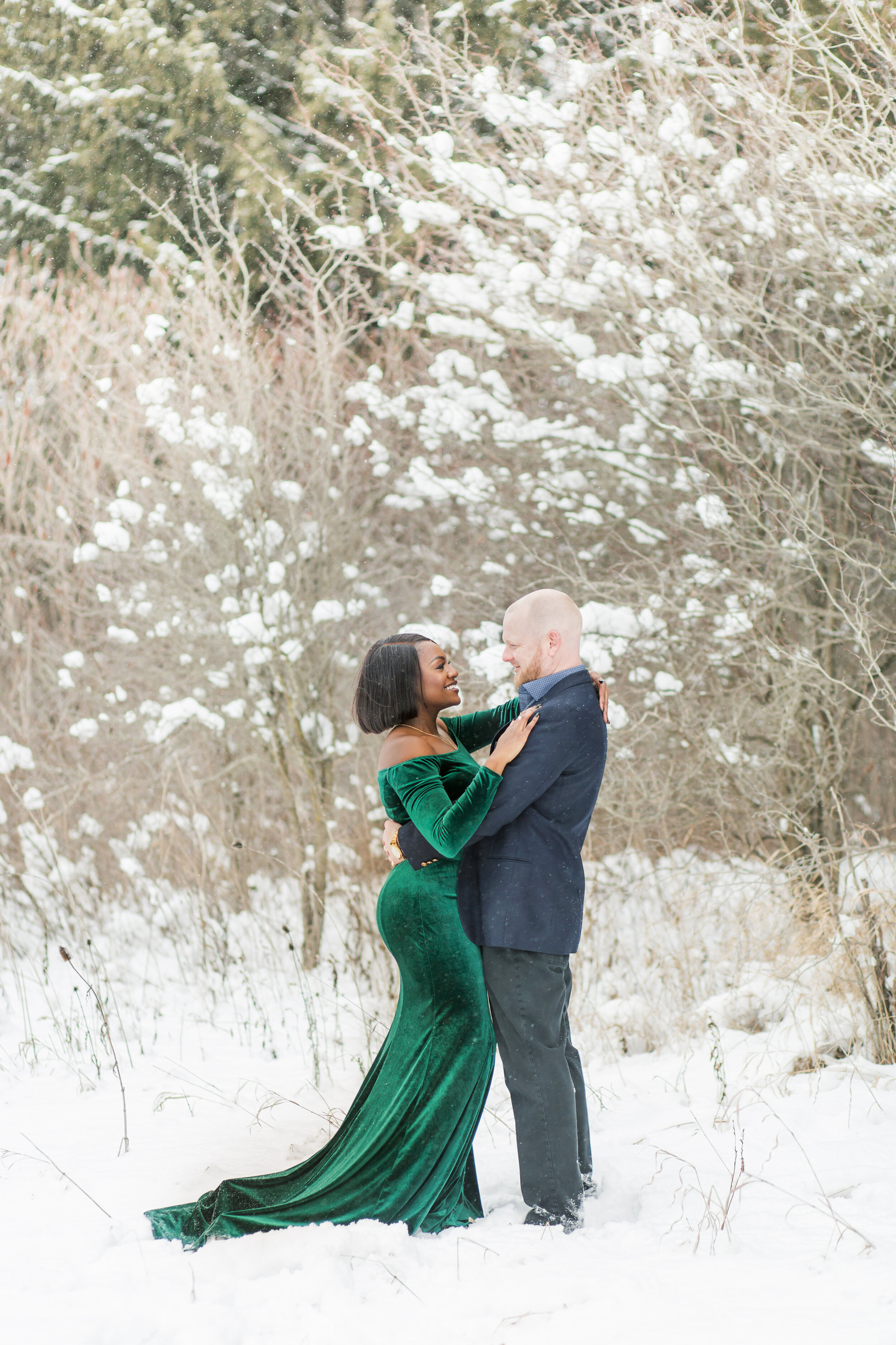 alexandradelbellophotography-hamiltonengagementphotographer-burlingtonengagementphotographer-niagaraengagementphotographer-torontoengagementphotographer-winternengagementsession-6.jpg