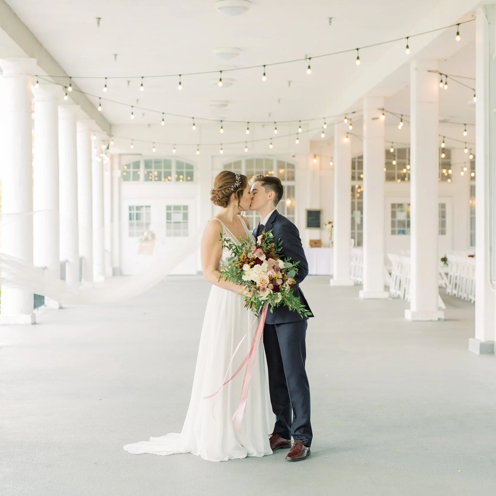 Jess &amp; Jessie | LaSalle Banquet Centre Burlington Wedding