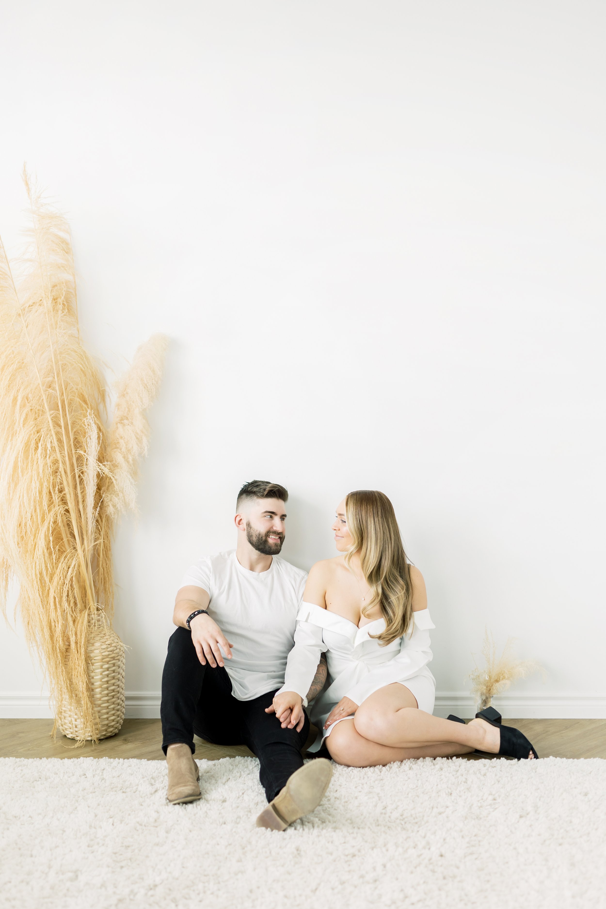 KATIE&KYLE-ENGAGEMENT-CAMBRIDGEENGAGEMENTSESSION-OPENSPACESTUDIO-ALEXANDRADELBELLOPHOTOGRAPHY-HAMILTONENGAGEMENTPHOTOGRAPHER-HAMILTONWEDDINGPHOTOGRAPHER-0025.jpg