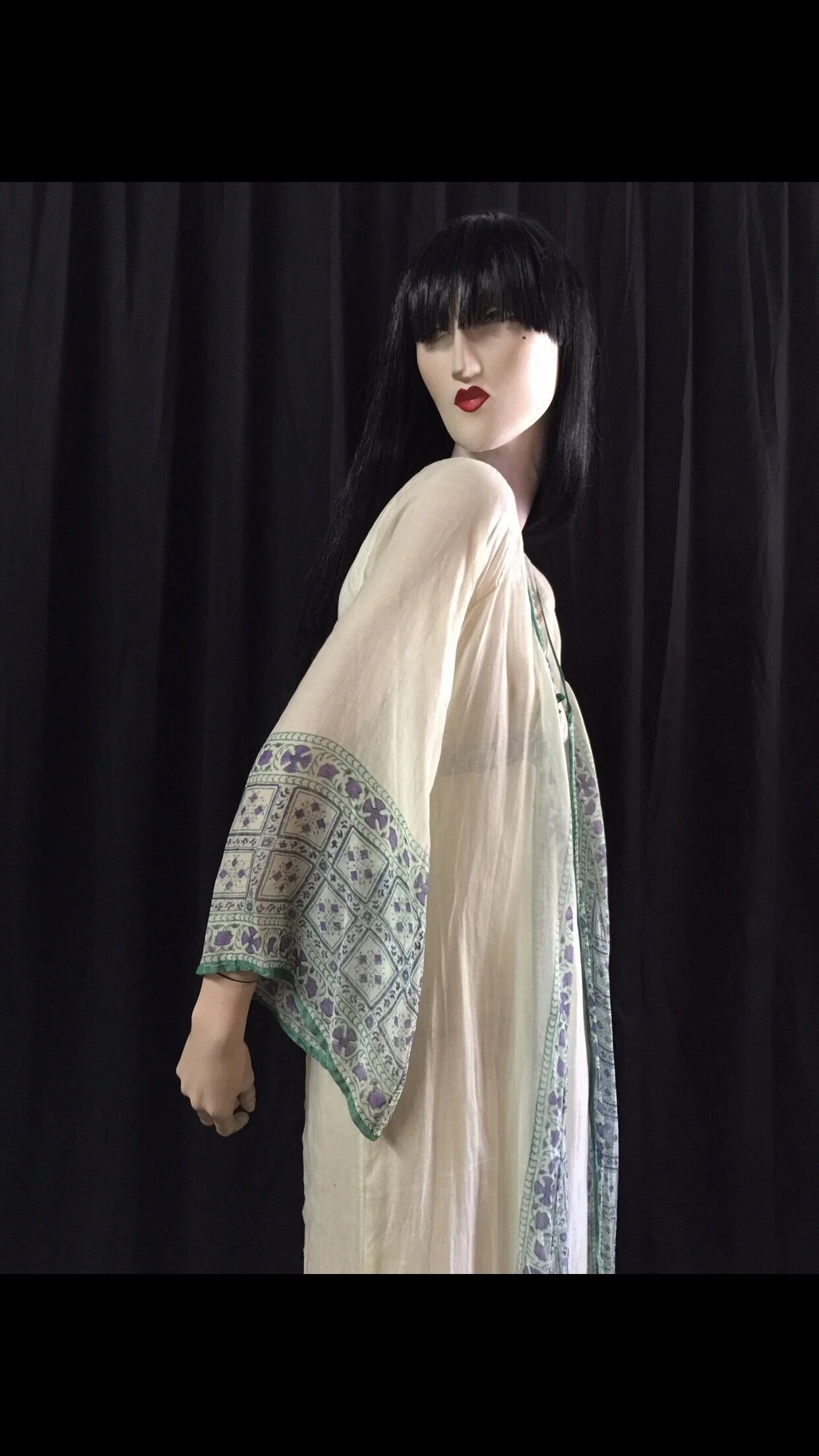 65E8A7A1-7E7E-4B45-B52A-F539FE8ECFAA