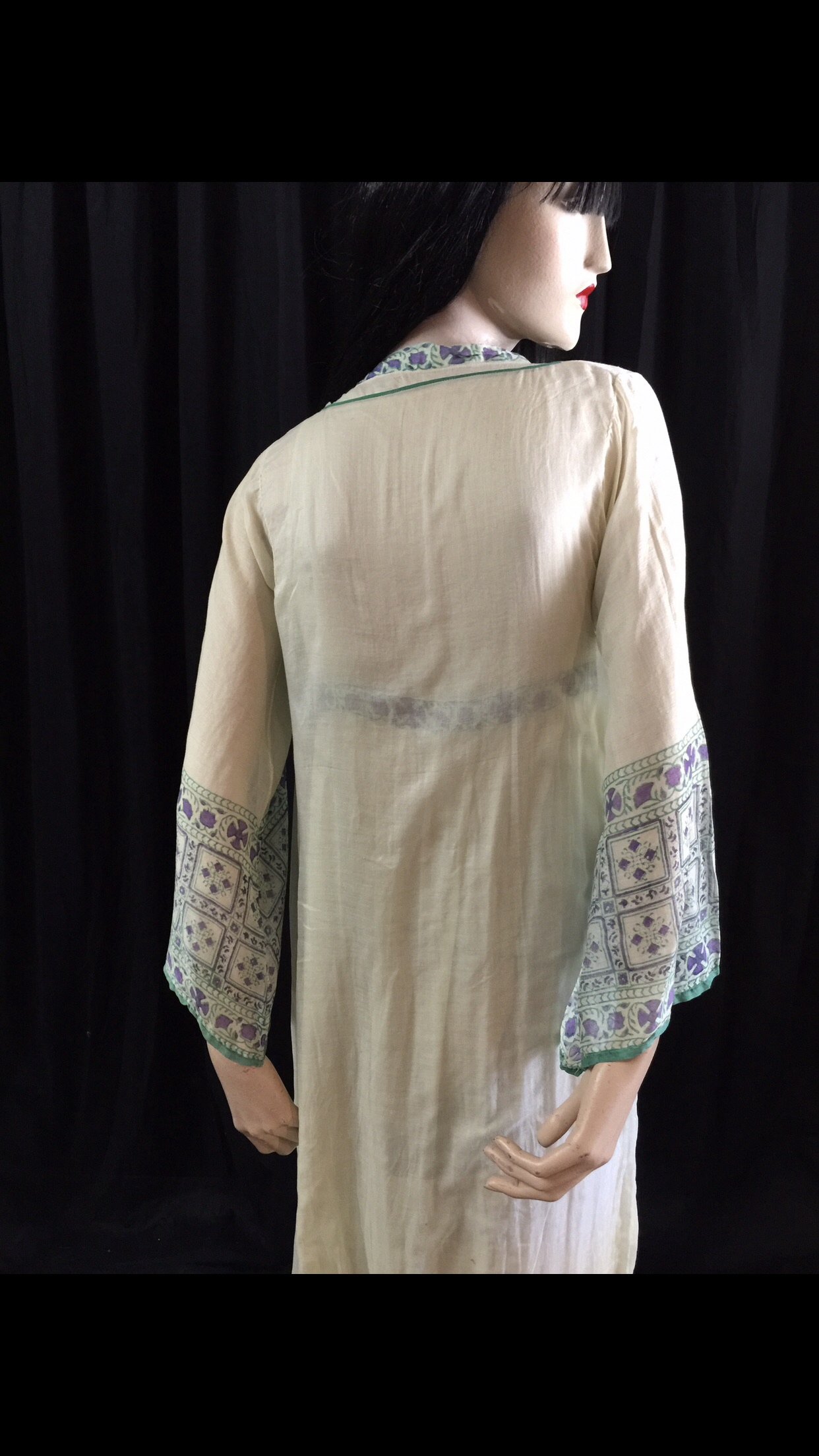 BB03DF23-364E-452F-8DEC-270571D509CD