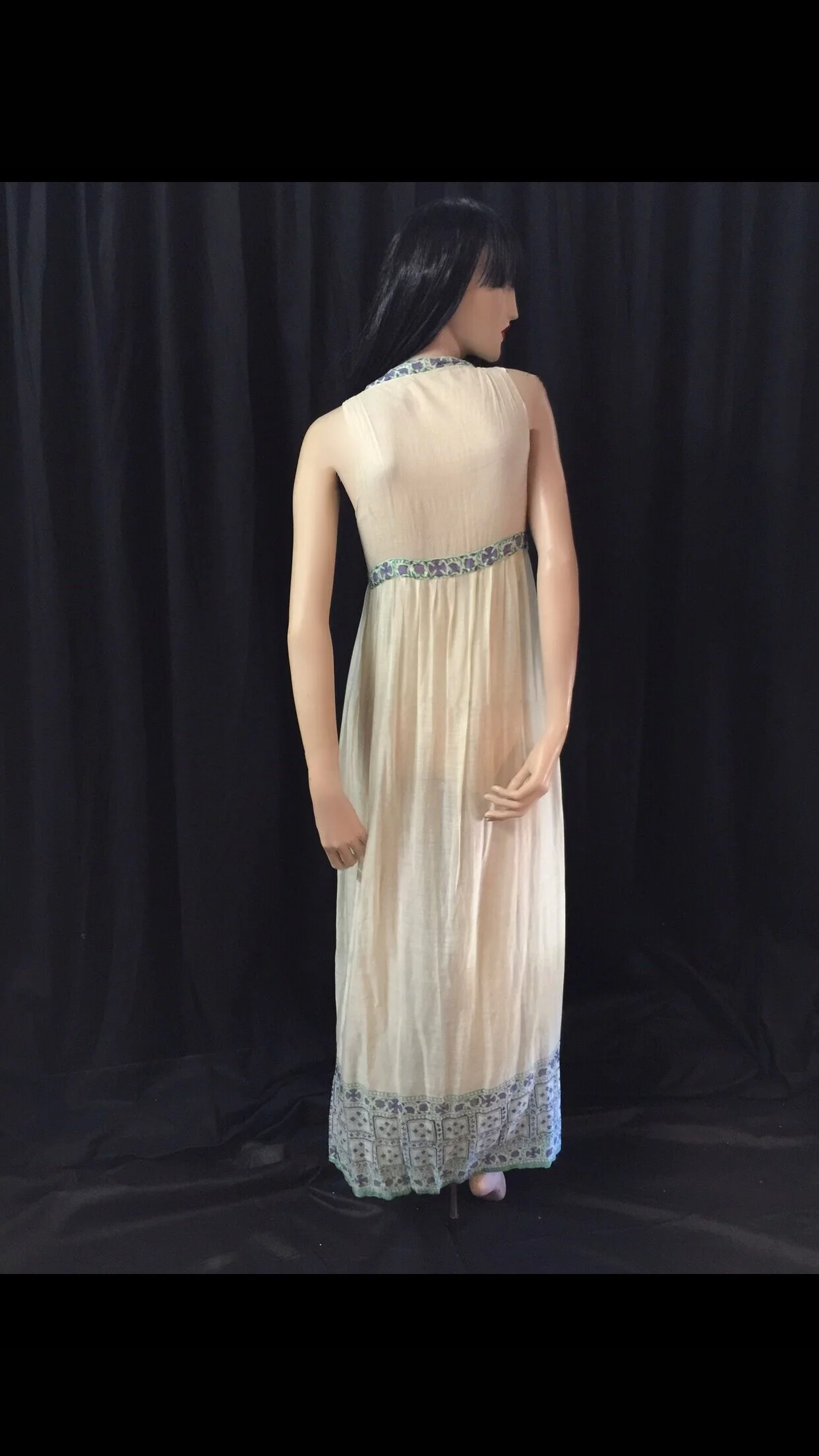 55354611-AA5C-4334-9C9D-29A11EB62745