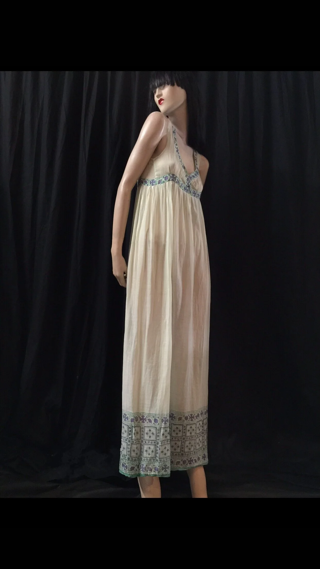 A70D3ED1-733E-4251-BBDB-84E9A380C0B6