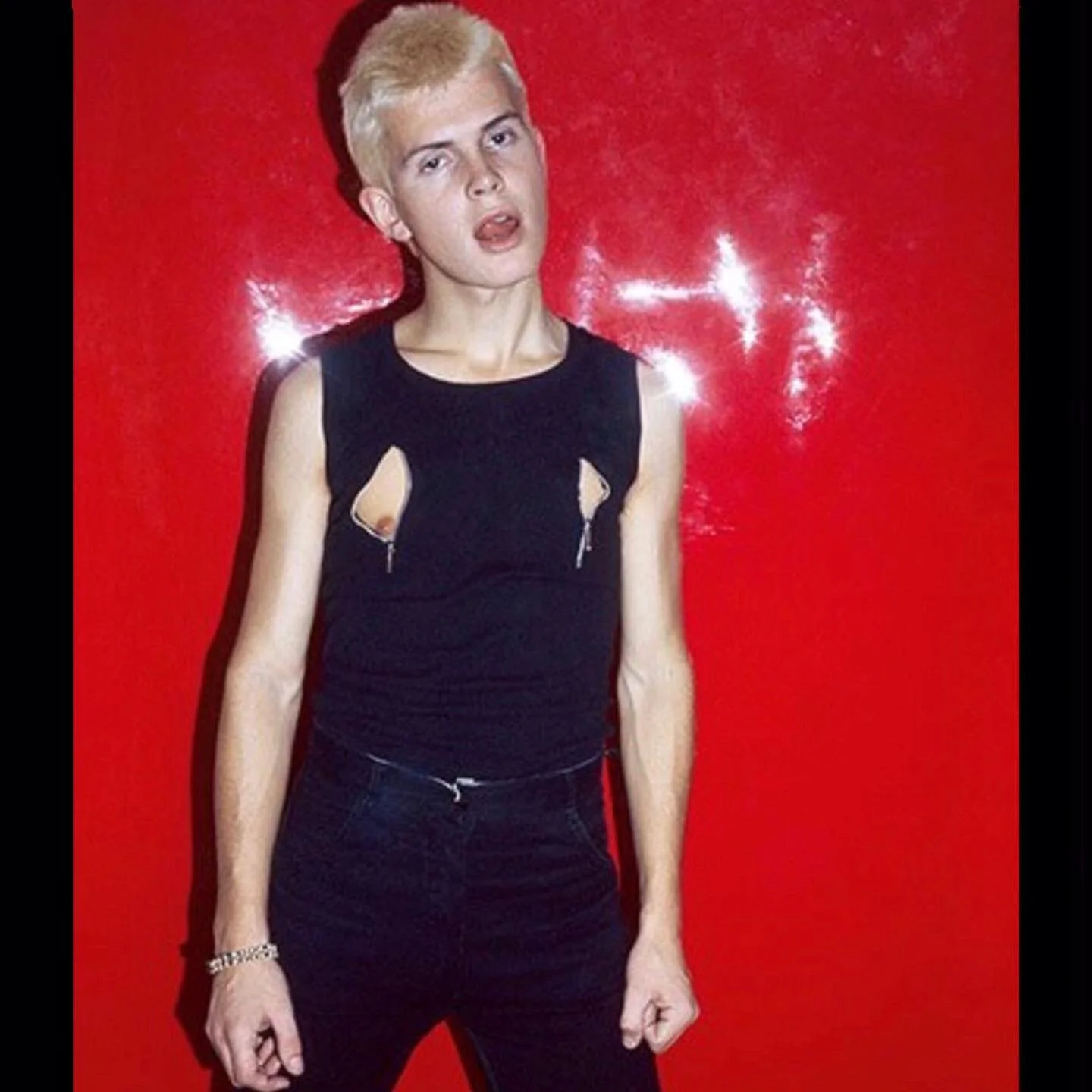 485FC693-7FA5-413B-893B-0902C2EAE3F3