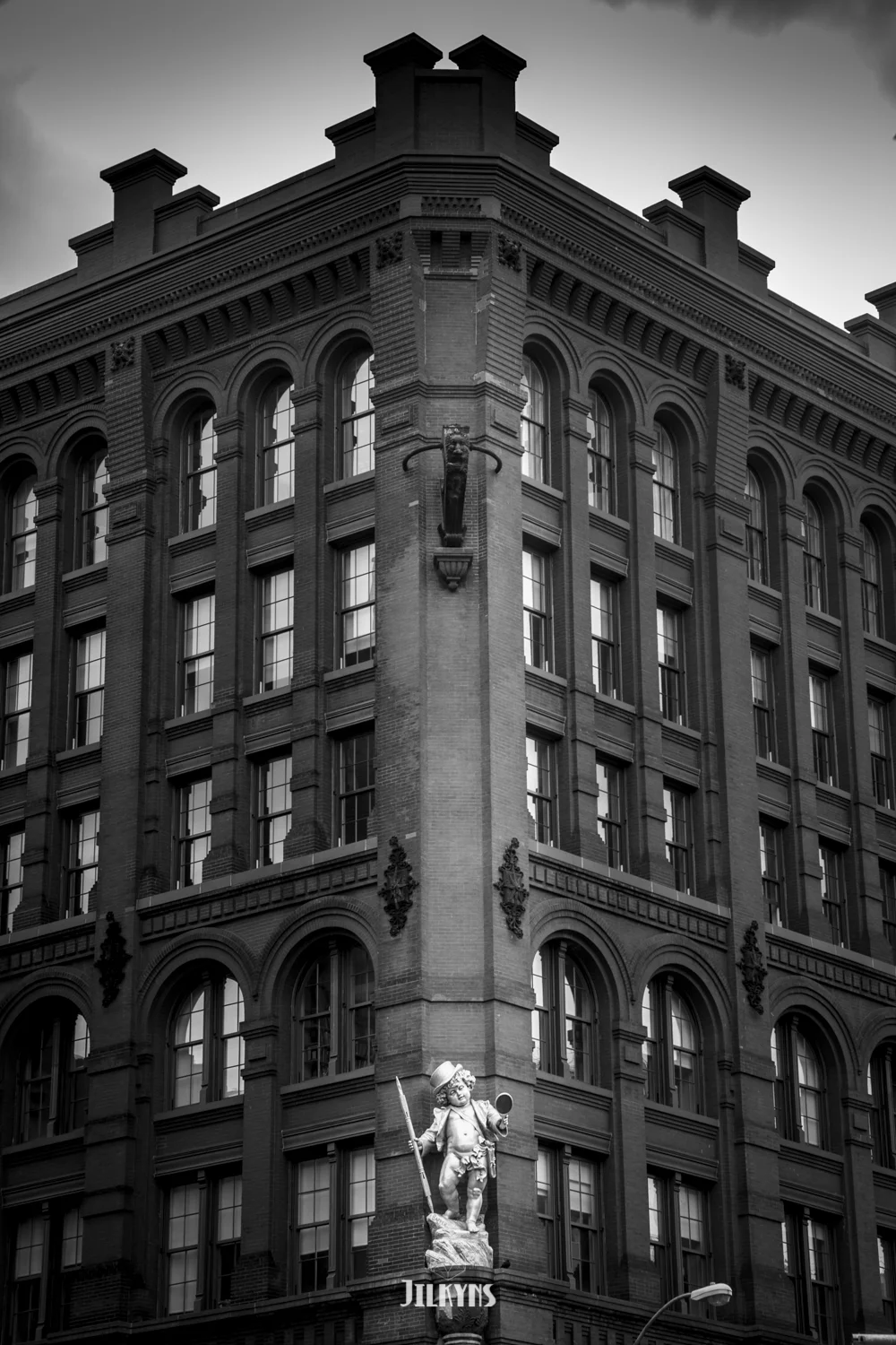 Black & White photo by Jilkyns