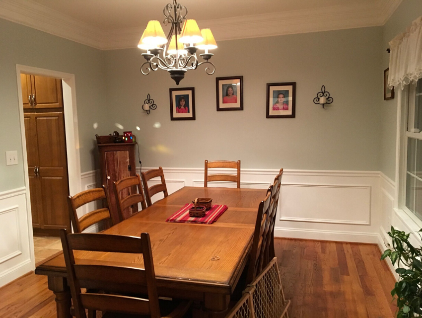 Staged-Above_Home-Staging_Maryland_West-Virginia_Pennsylvania_Virginia_5-Reasons-Realtors-Need-to-Offer-Home-Staging-Consultations_Dining-Room-Before.png