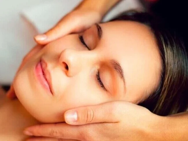 hydrating-facial-spa-master.jpg