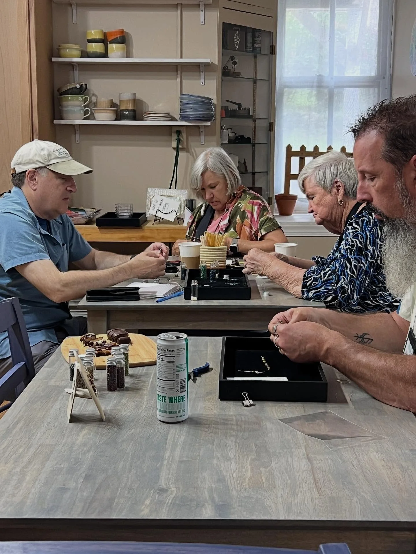 ✍️ Yesterday we hosted a group of travel writers from four different states in our Creative Cafe! 
✍️ I never would&rsquo;ve guessed that our earring kit would&rsquo;ve been the project of choice! Everybody enjoyed a hot tea or cold tea and chocolate