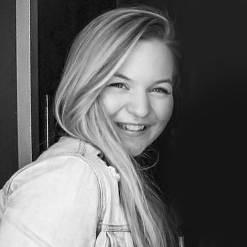 Lucie Zelená trenérka ZŠÚ 607 771 473 l.zelena97@gmail.com