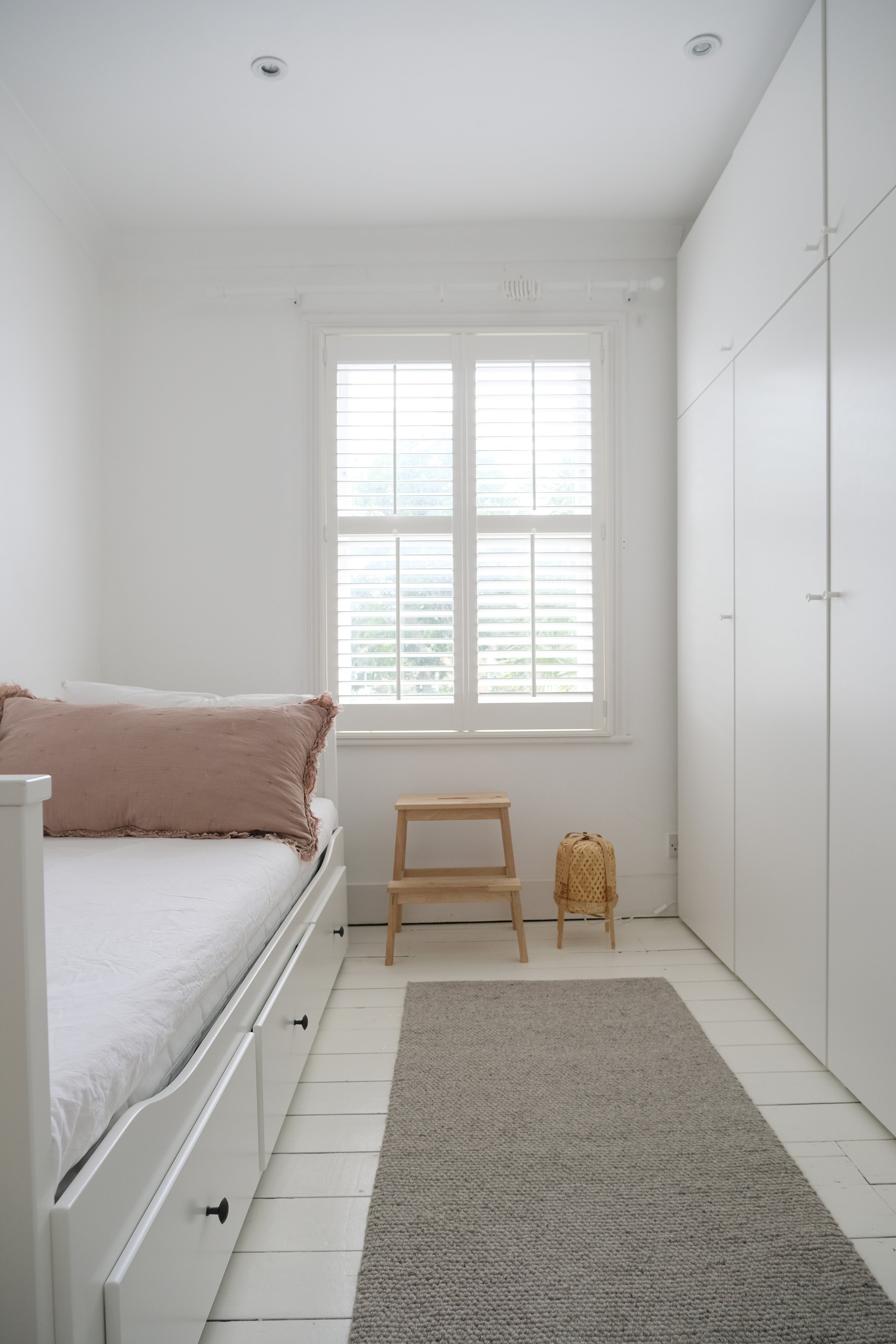 guest bed-12.jpg