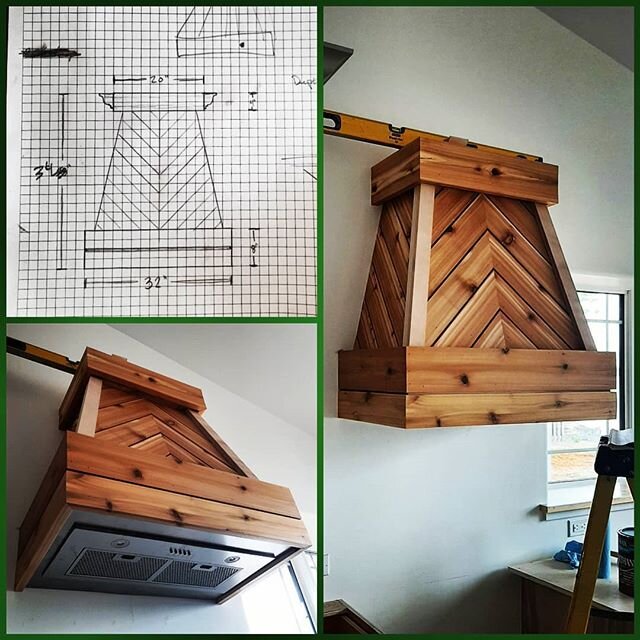 'Hey Shawn, make this'. #holdmybeer
#cedar #customkitchen #detail #rangehood #quality #tiliabuilders #carpentry