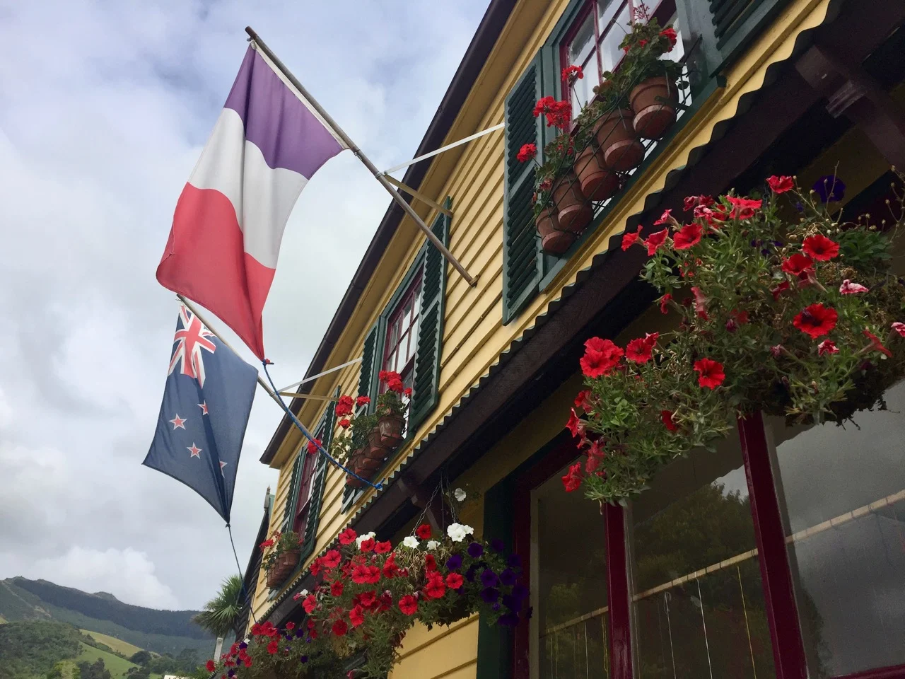 Akaroa, French flag, New Zealand flag