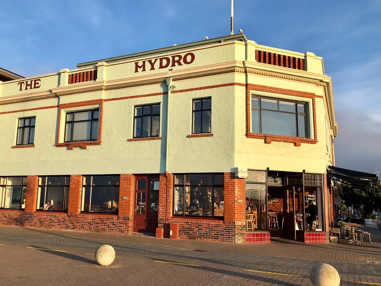 Hydro building, St Clair, Dunedin