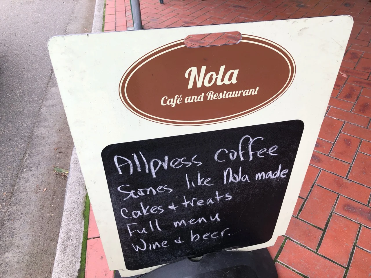 Nola cafe and restaurant