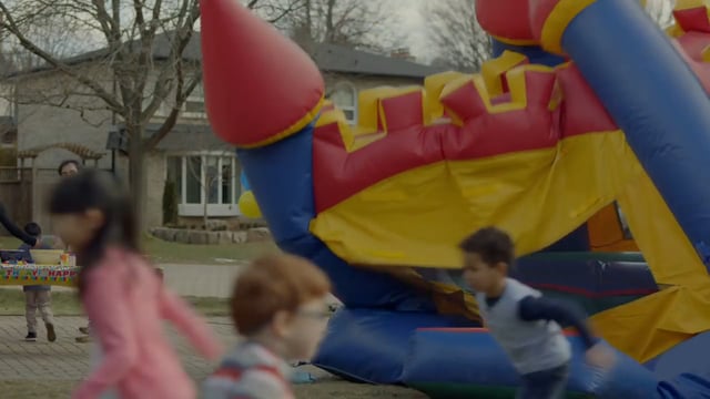 Kraft Macaroni & Cheese - Bounce House - Harry Cocciolo