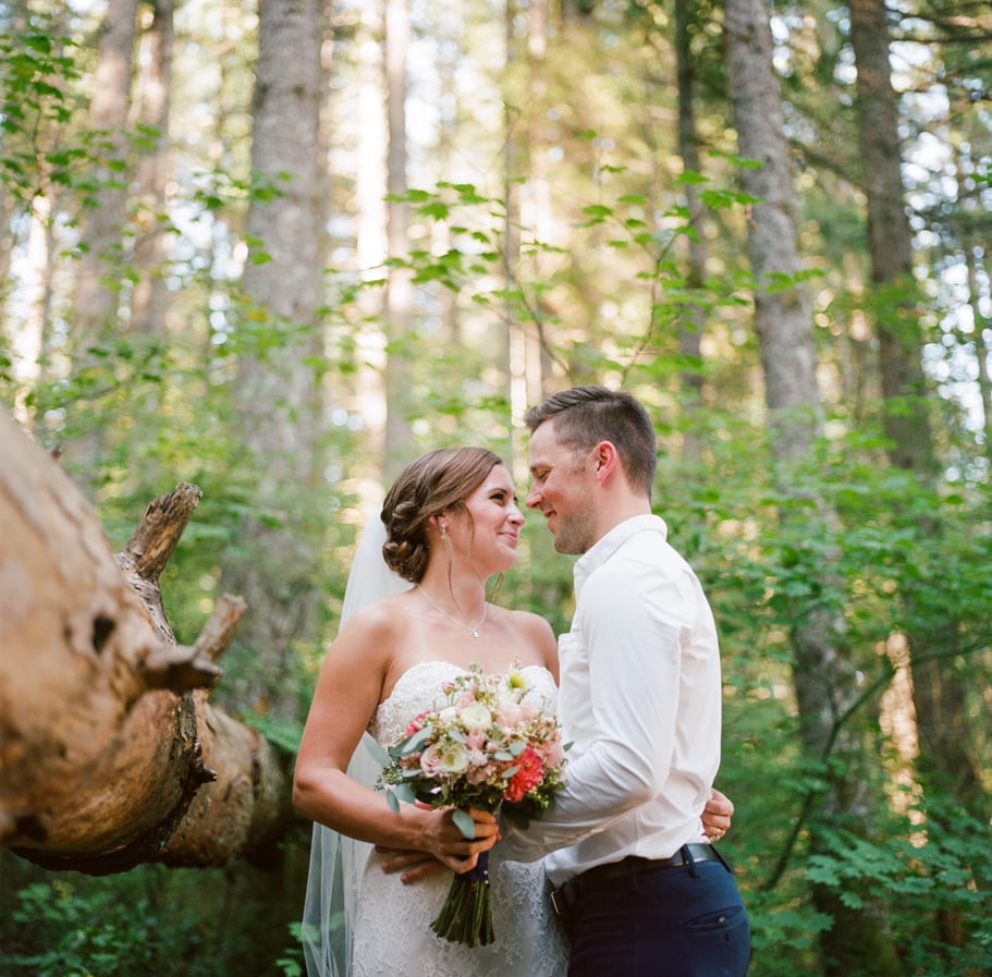 Rattlesnake Lake & Rattlesnake Ledge Wedding Photography by Alexandra Knight Photography