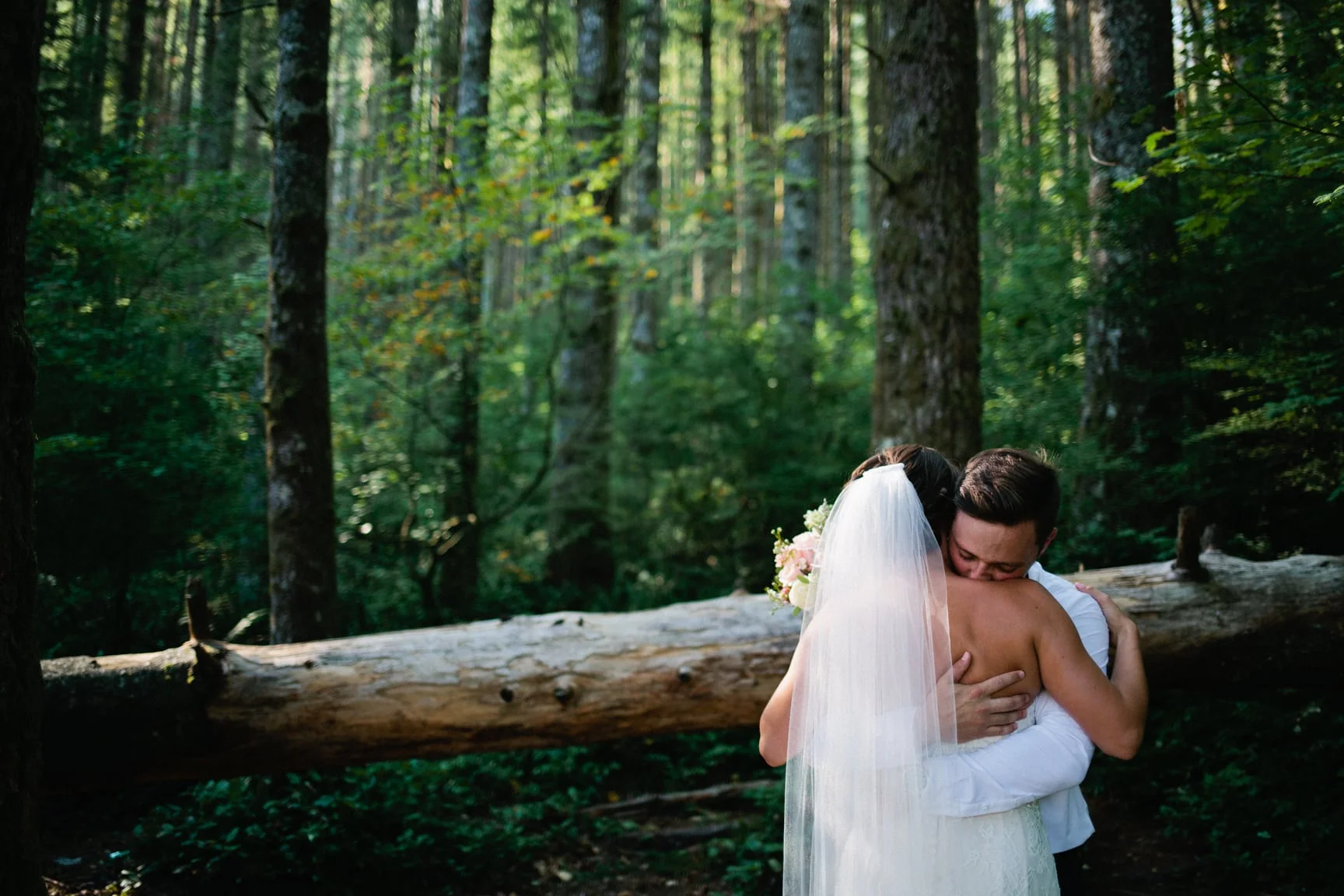 Rattlesnake Lake & Rattlesnake Ledge Wedding Photography by Alexandra Knight Photography