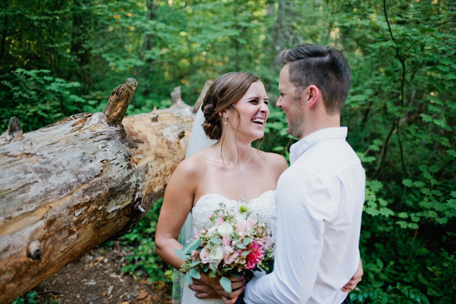 Rattlesnake Lake & Rattlesnake Ledge Wedding Photography by Alexandra Knight Photography