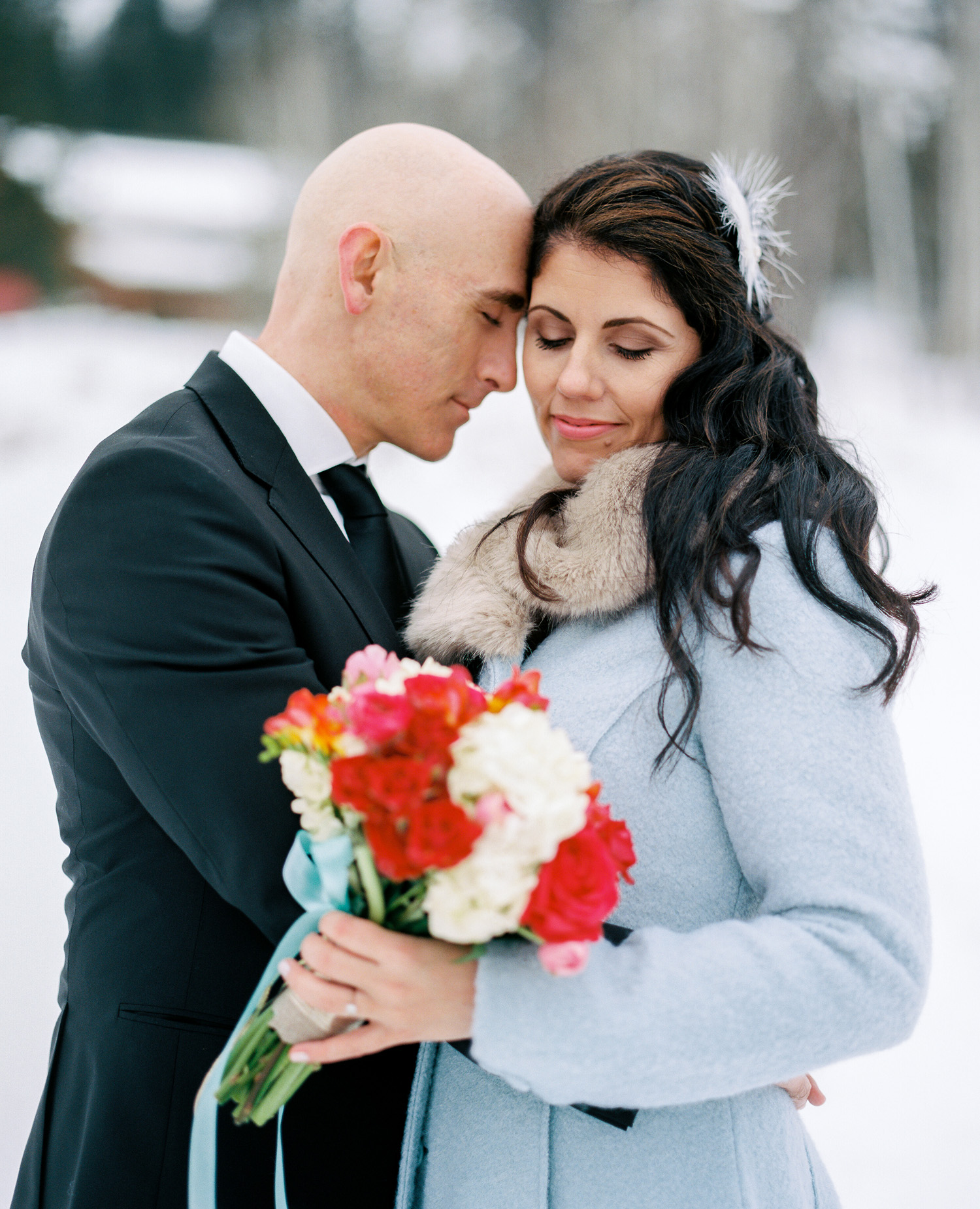 Sleeping Lady Mountain Resort in Leavenworth Winter wedding photography