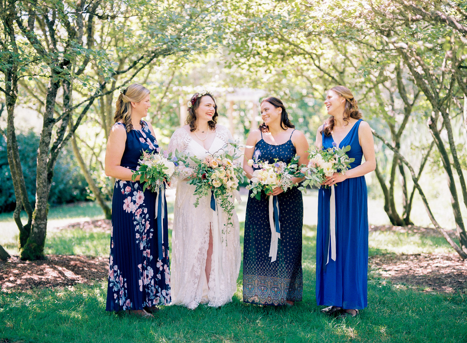 University of Washington Center for Urban Horticulture boho wedding with mismatched bridesmaid dresses