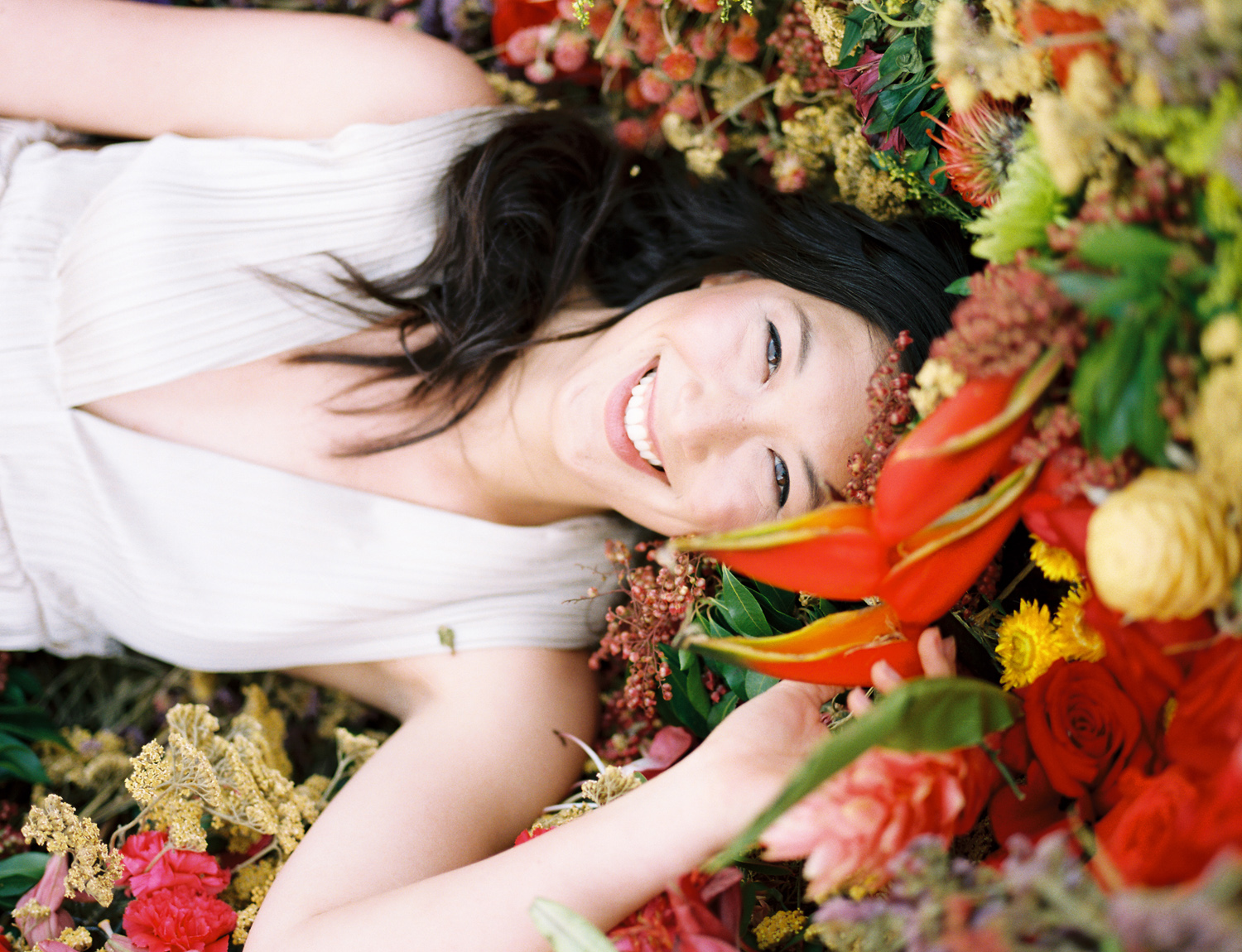 Ponderosa and Thyme Tropical Wedding Inspiration at Cathedral Park