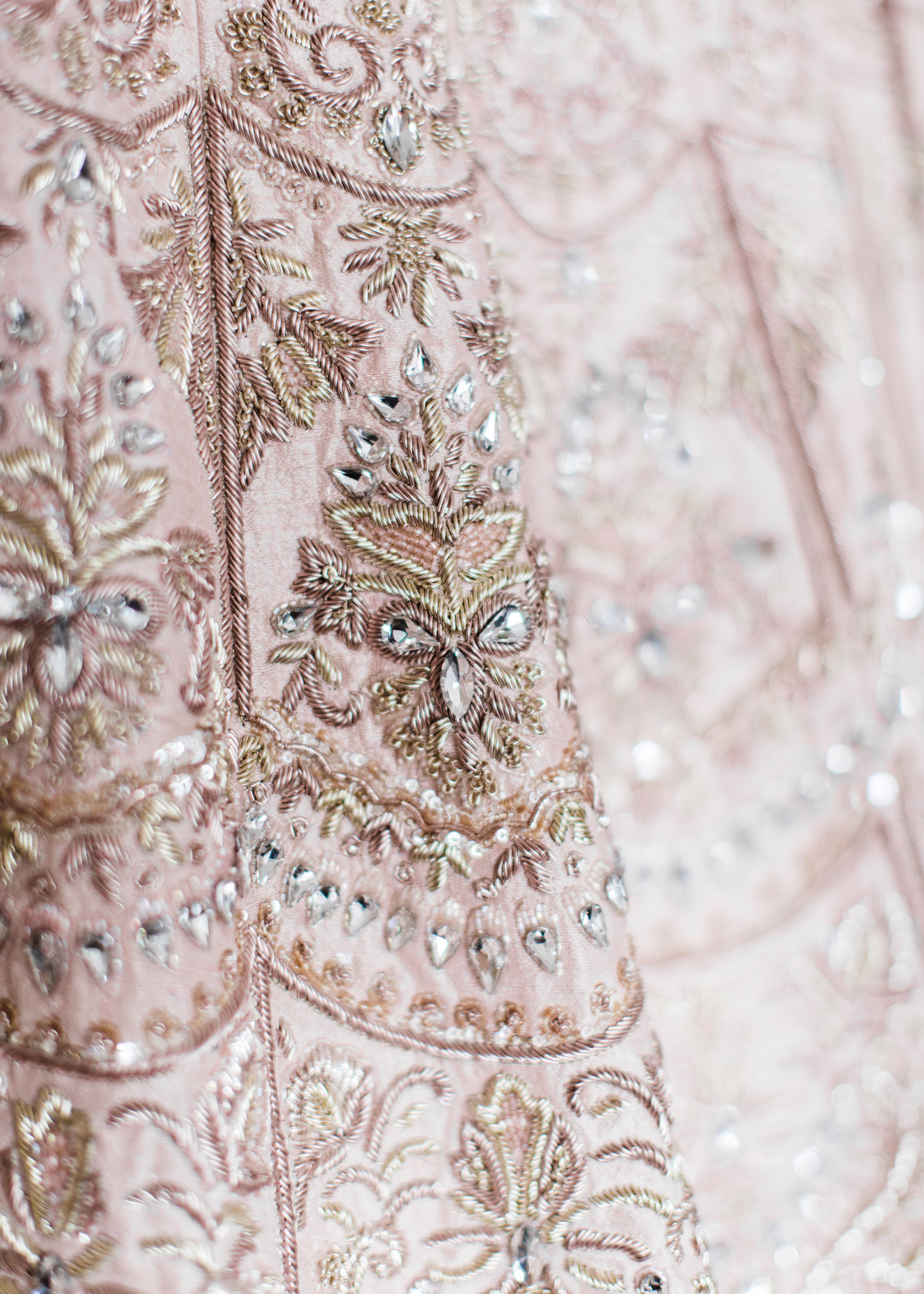 Alexandra Knight Photography Seattle Indian Wedding Photographer Lehenga Detail Blush and Gold Sari Dress Close up.jpg