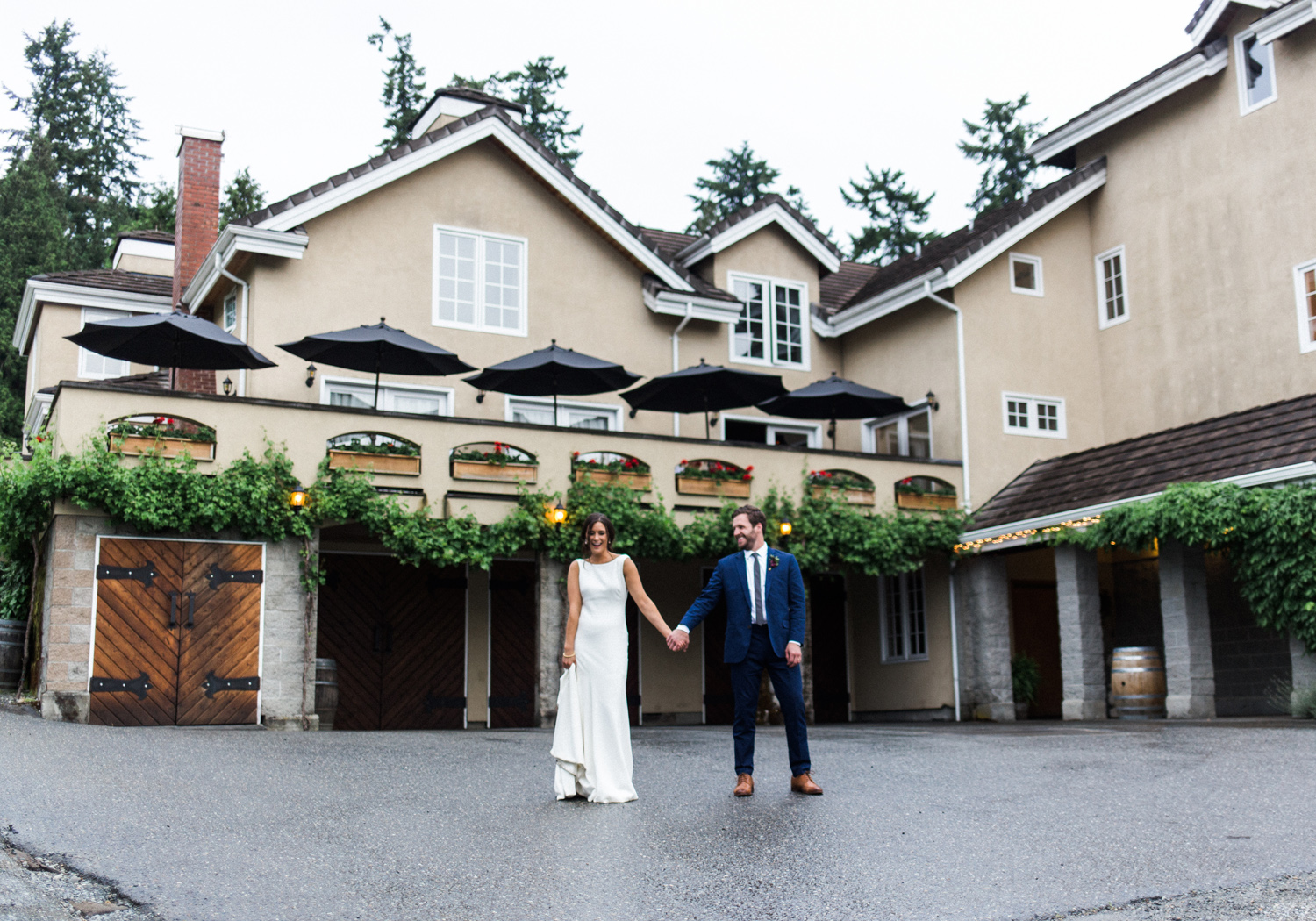 delille cellars woodinville winery wedding venue bride and groom portrait photography.jpg