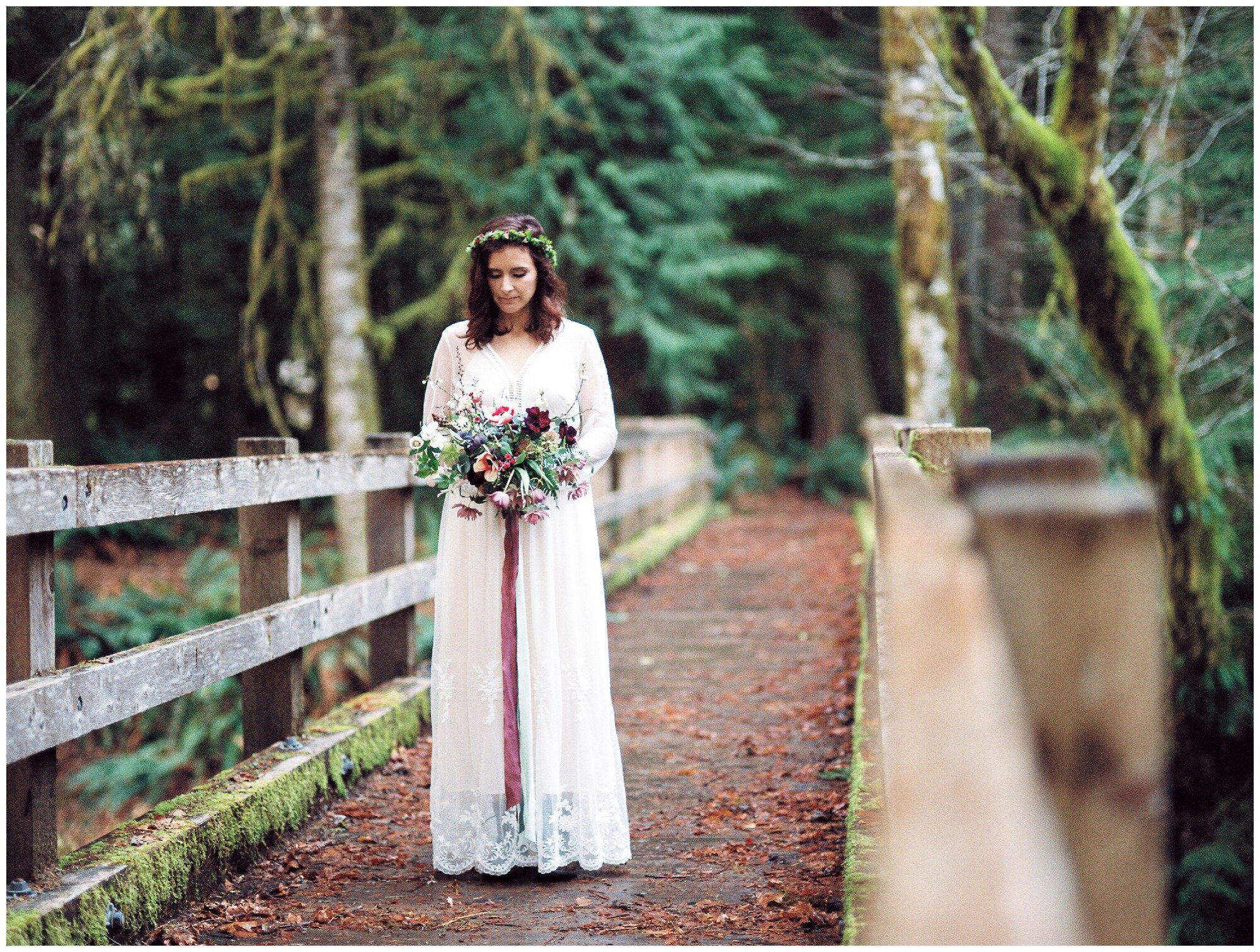 Lake Crescent Lodge boho wedding photography