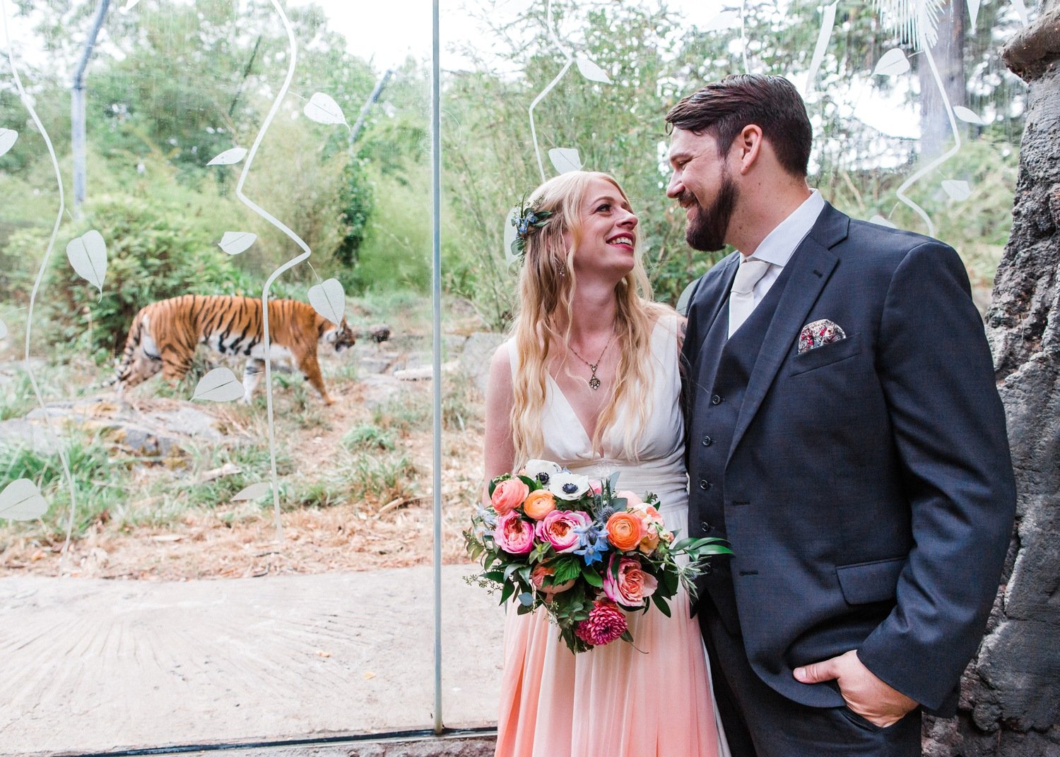 woodland_park_zoo_wedding_photography_82.jpg