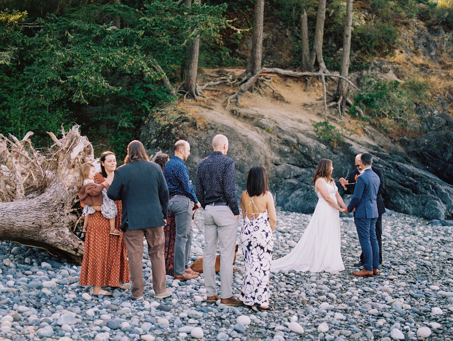 deception_pass_elopement_beach_wedding_11.jpg