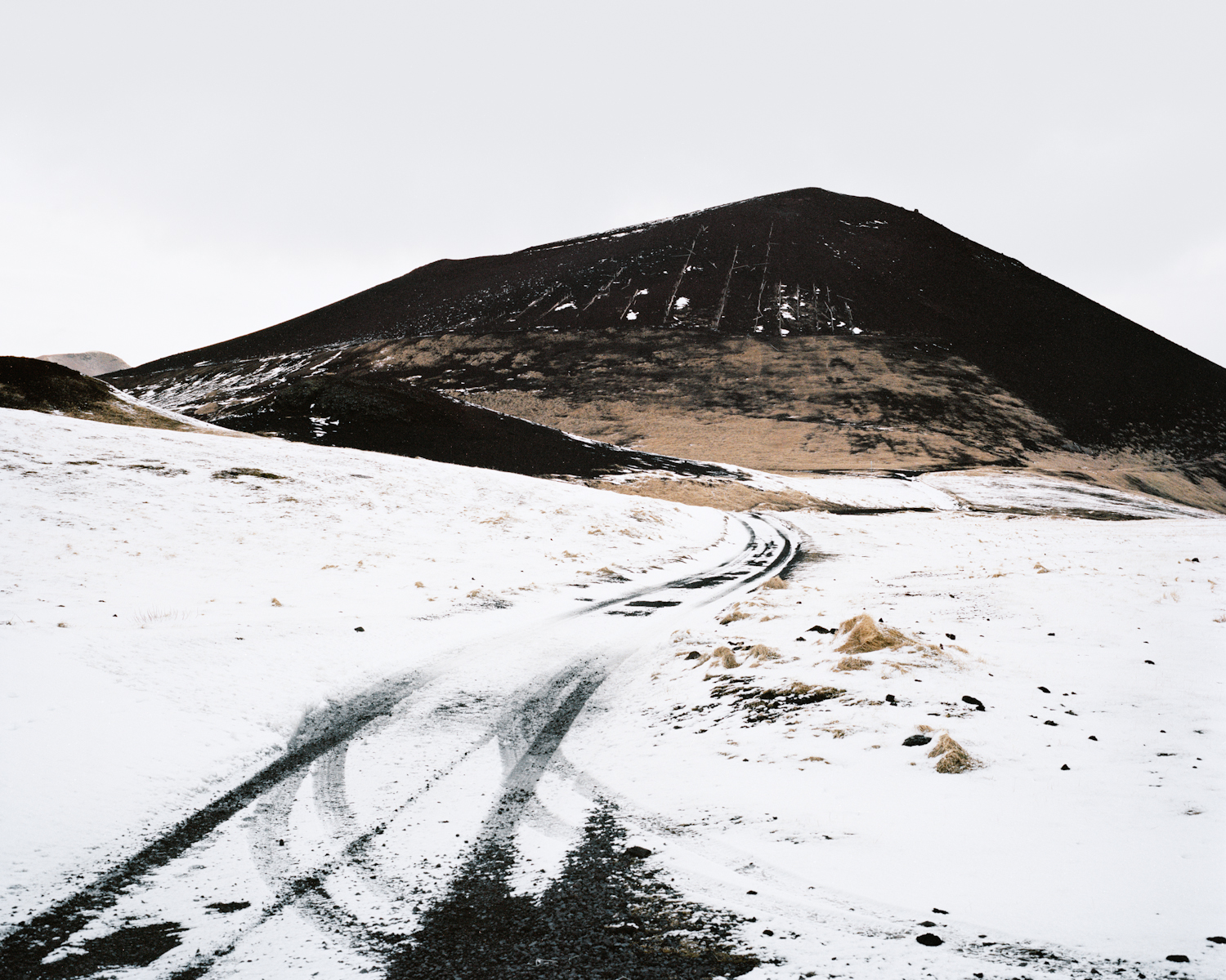  Eldfell, Vestmannaeyjar, 2015.  Project Statement  