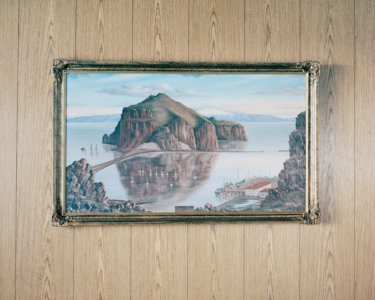  Port Vestmannaeyjar Painting, Vestmannaeyjar, 2015.  Project Statement  