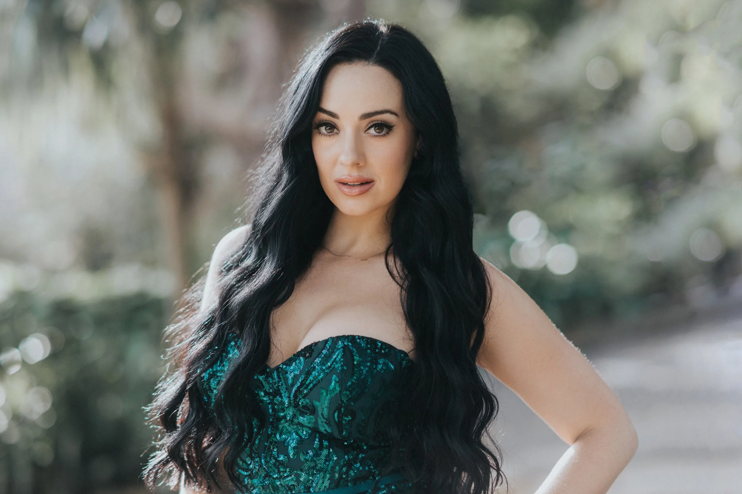 HayleyTeal-GZeePix-180-PP (1).jpg