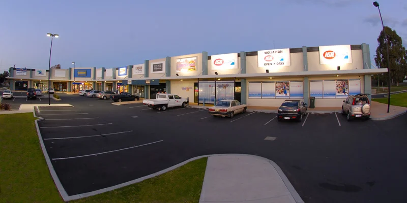 WollastonShoppingCentre1.jpg