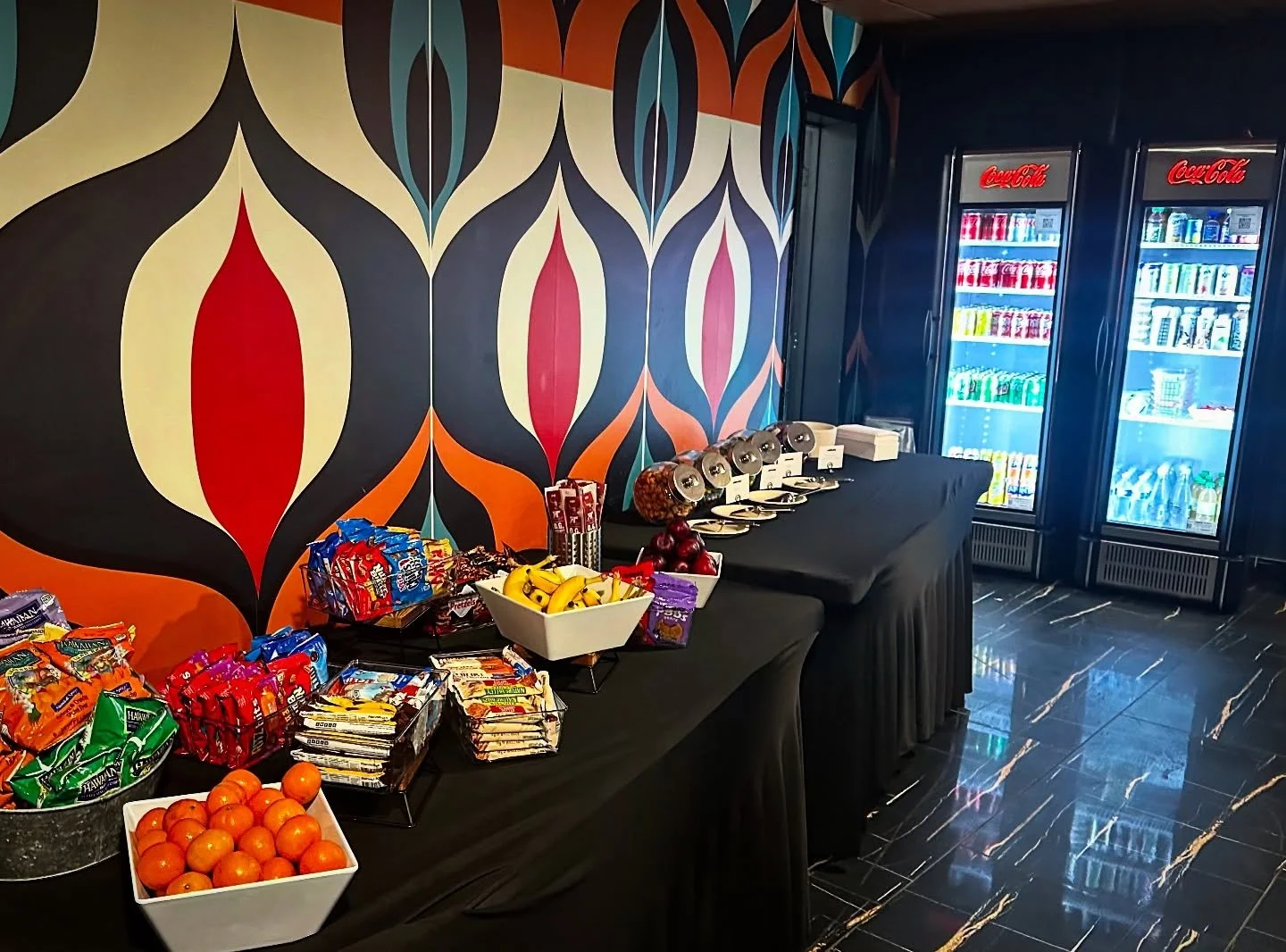 Let&rsquo;s get crafty at your next event. 
Your guests will love it!