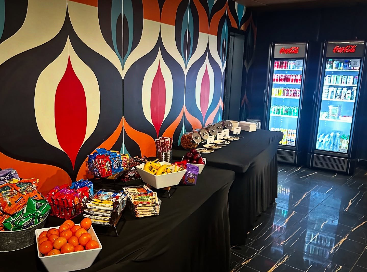Let&rsquo;s get crafty at your next event. 
Your guests will love it!